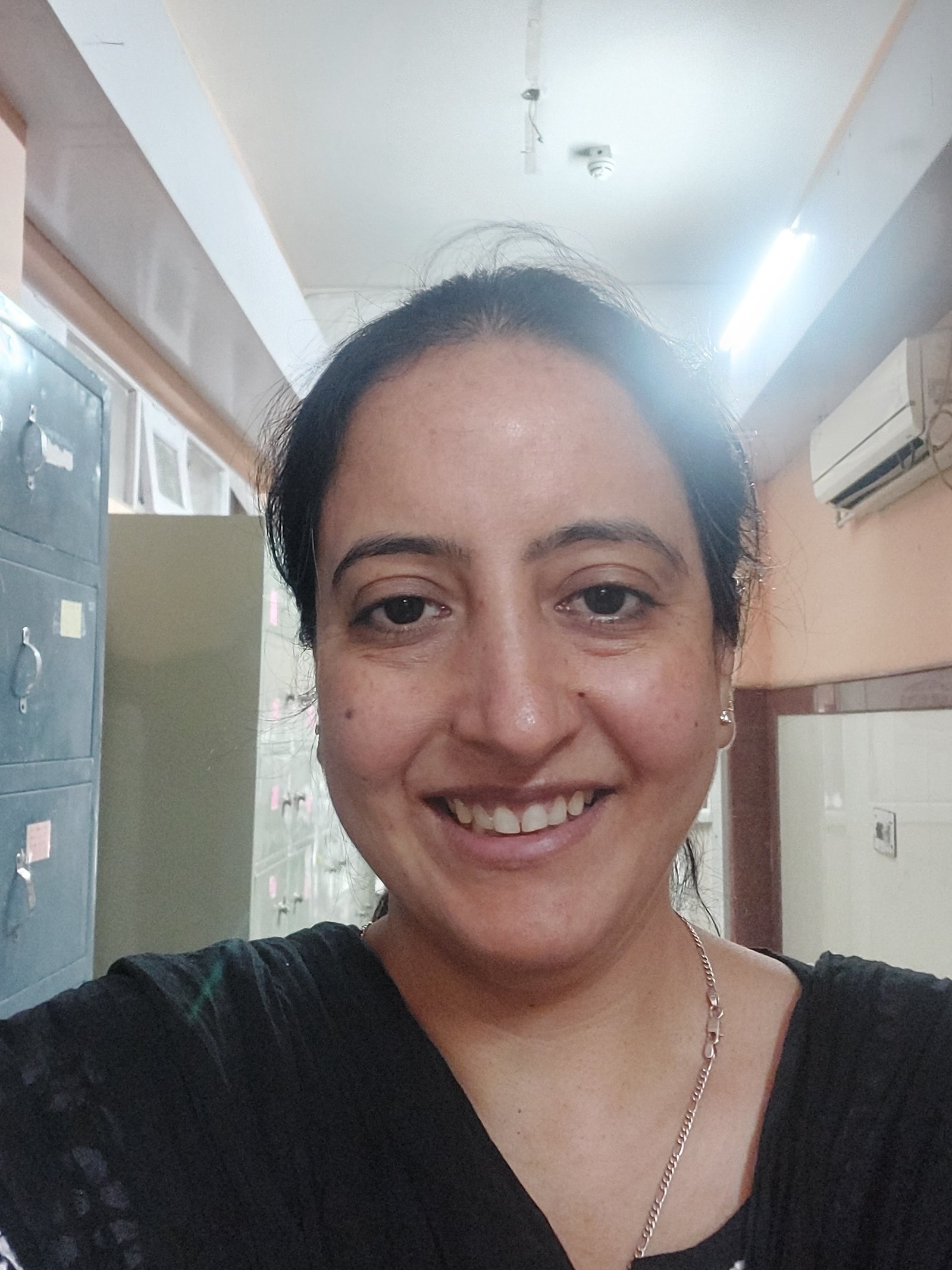 Dr Nameeta Kaur